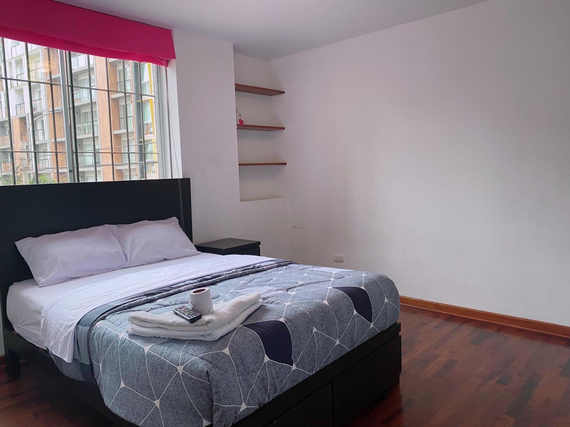 P2 Privada Doble Miraflores, *
